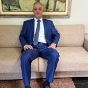 Leonardo Manzan reforça que a tributação ambiental pode ser instrumento estratégico para estimular práticas sustentáveis.