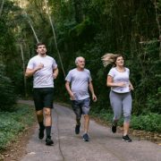 Veja com Alexandre Costa Pedrosa como a prática de atividades físicas pode se tornar um hábito sustentável por meio da motivação diária.