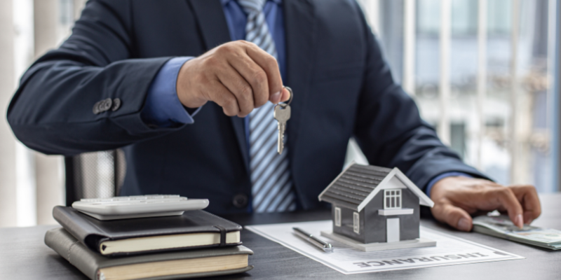 O novo padrão de exigência do comprador imobiliário valoriza desempenho, conforto e qualidade construtiva. Alex Nabuco Dos Santos destaca essa mudança no perfil do consumidor.